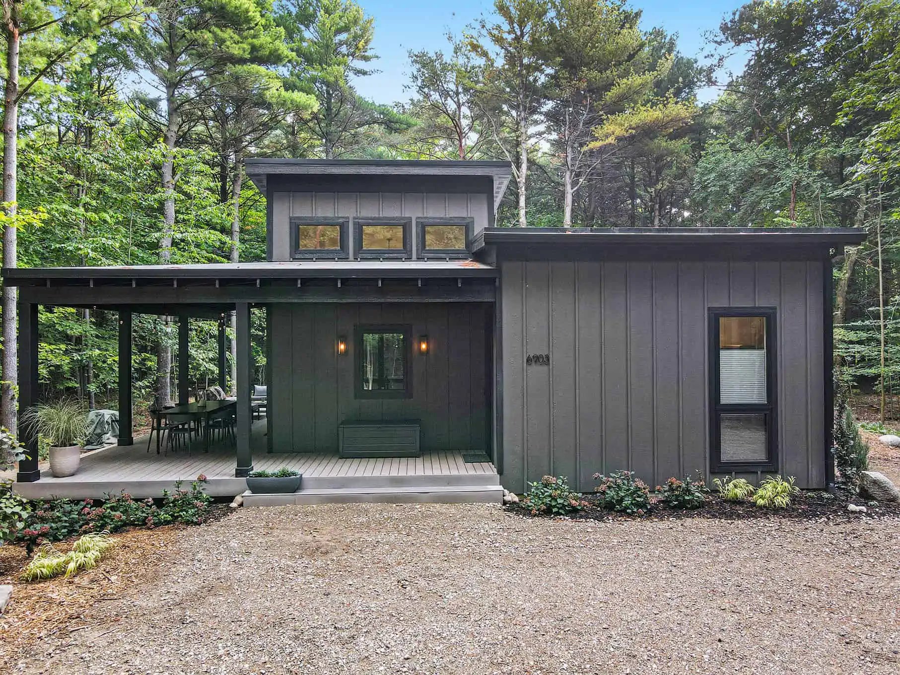 Truoba-house-Michigan-01.jpg